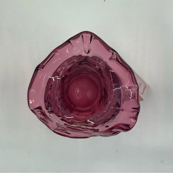 Rossi - Jack-in-the Pulpit Cranberry Vase - Picture 5 of 9